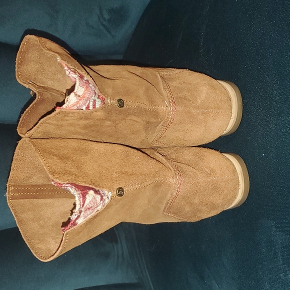 Reef Suede Booties - Picture 4 of 8